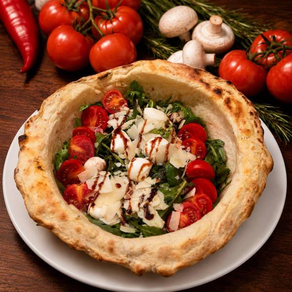 Salată Mediteraneană